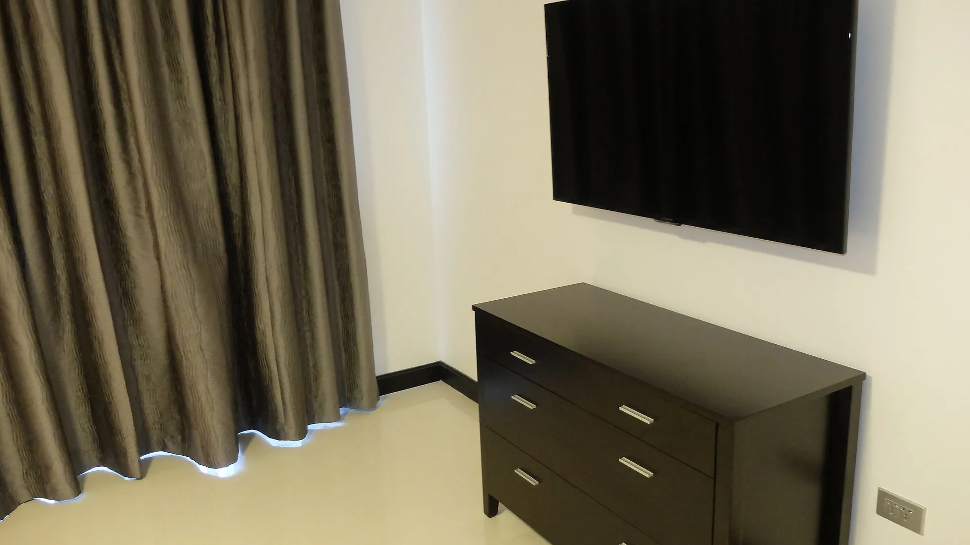 Zeppelin Suites Ángeles 0*,  Filipinas