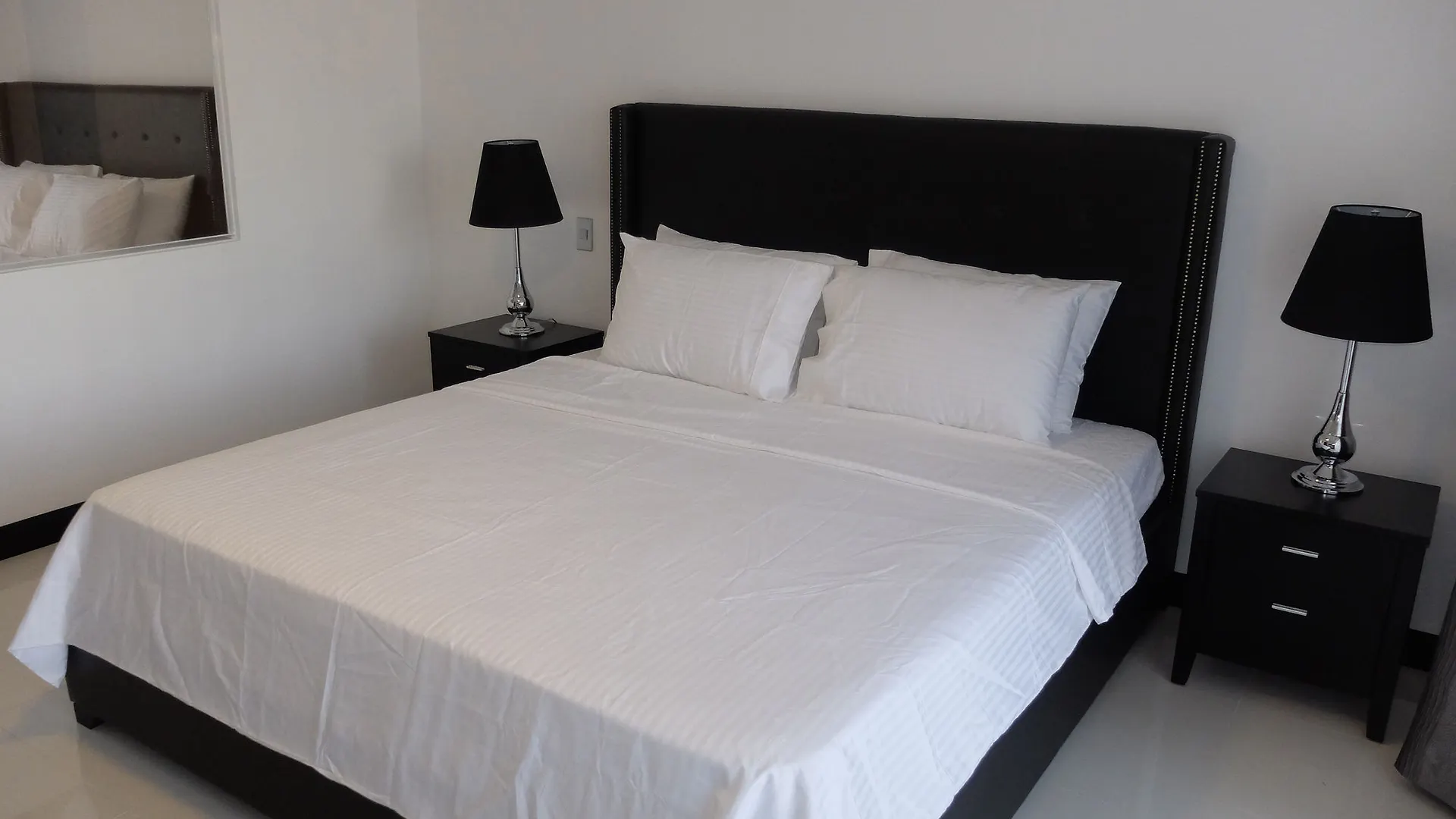 Apartamento Zeppelin Suites Ángeles